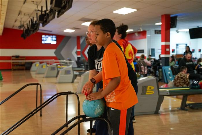 Students bowling at Spins Bowl on Jan. 25, 2024.